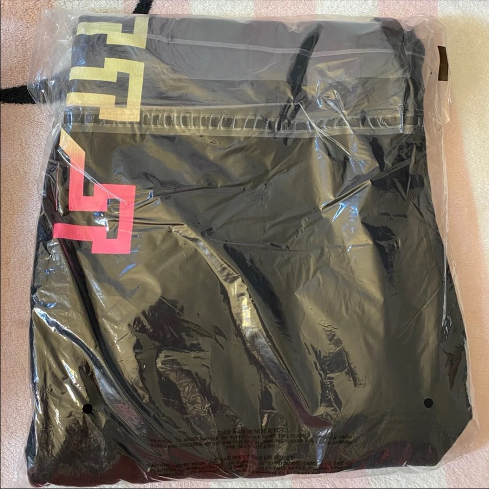 VS Pink Black Rainbow Logo Skinny Jogger Pants - Picture 2 of 2